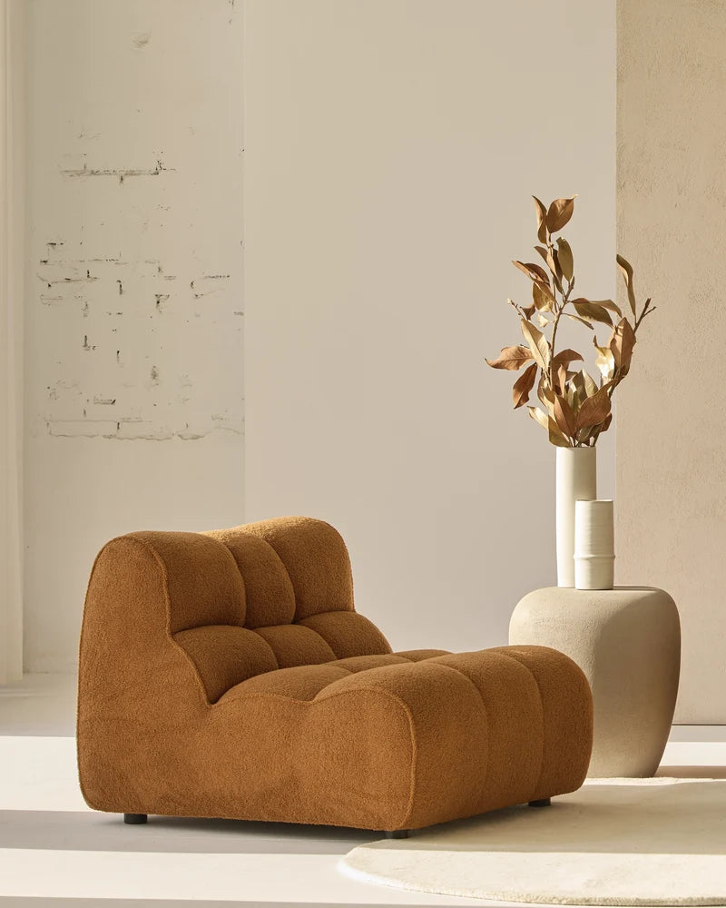 Fauteuil Oasis, bijzetzetel ook beschikbaar als volwaardige sofa in 2 kleuren wit en terracotta 